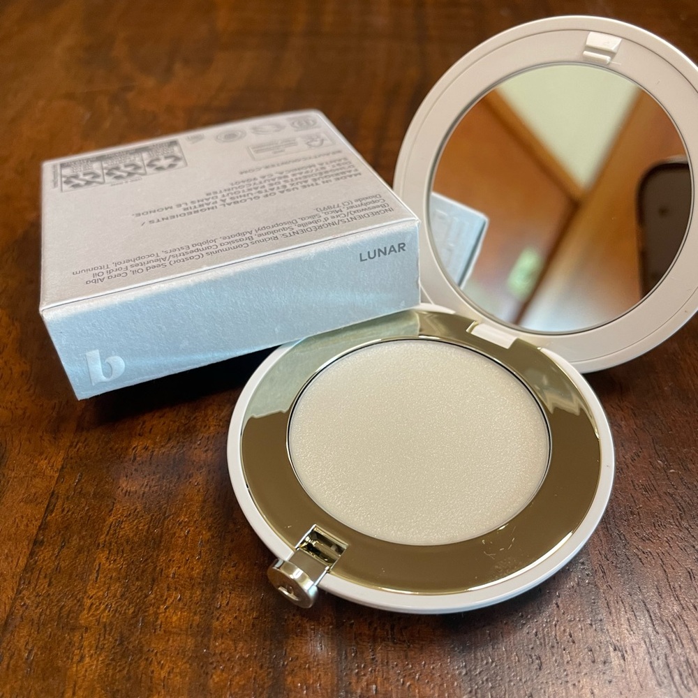 Beautycounter Cheeky Clean Highlighting Balm in Lunar NWT
